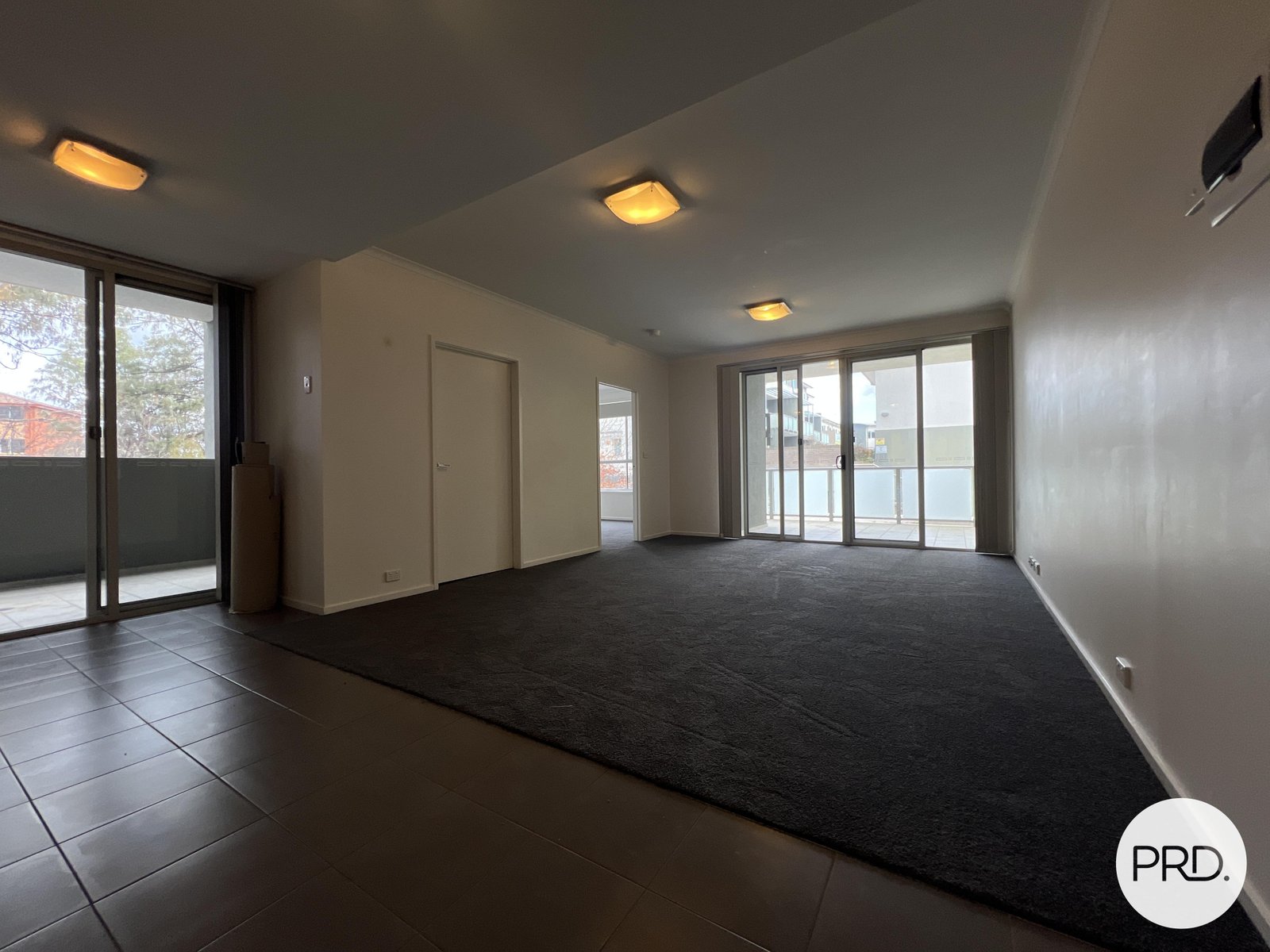 60/3 Young Street CRESTWOOD 4