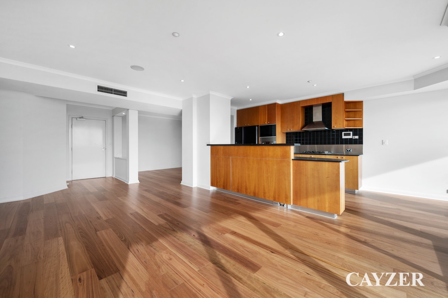 Gallery: 603/127 Beach Street