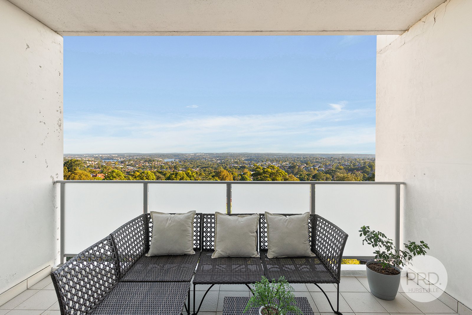 60/32 Woniora Road HURSTVILLE 7