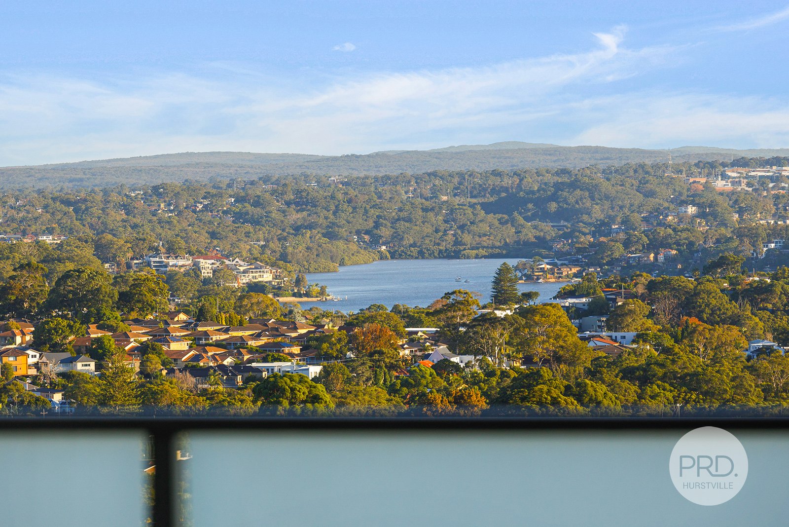 60/32 Woniora Road HURSTVILLE 8