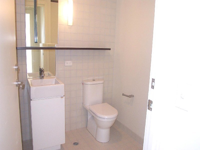 Gallery: 603/3 Chapel Mews