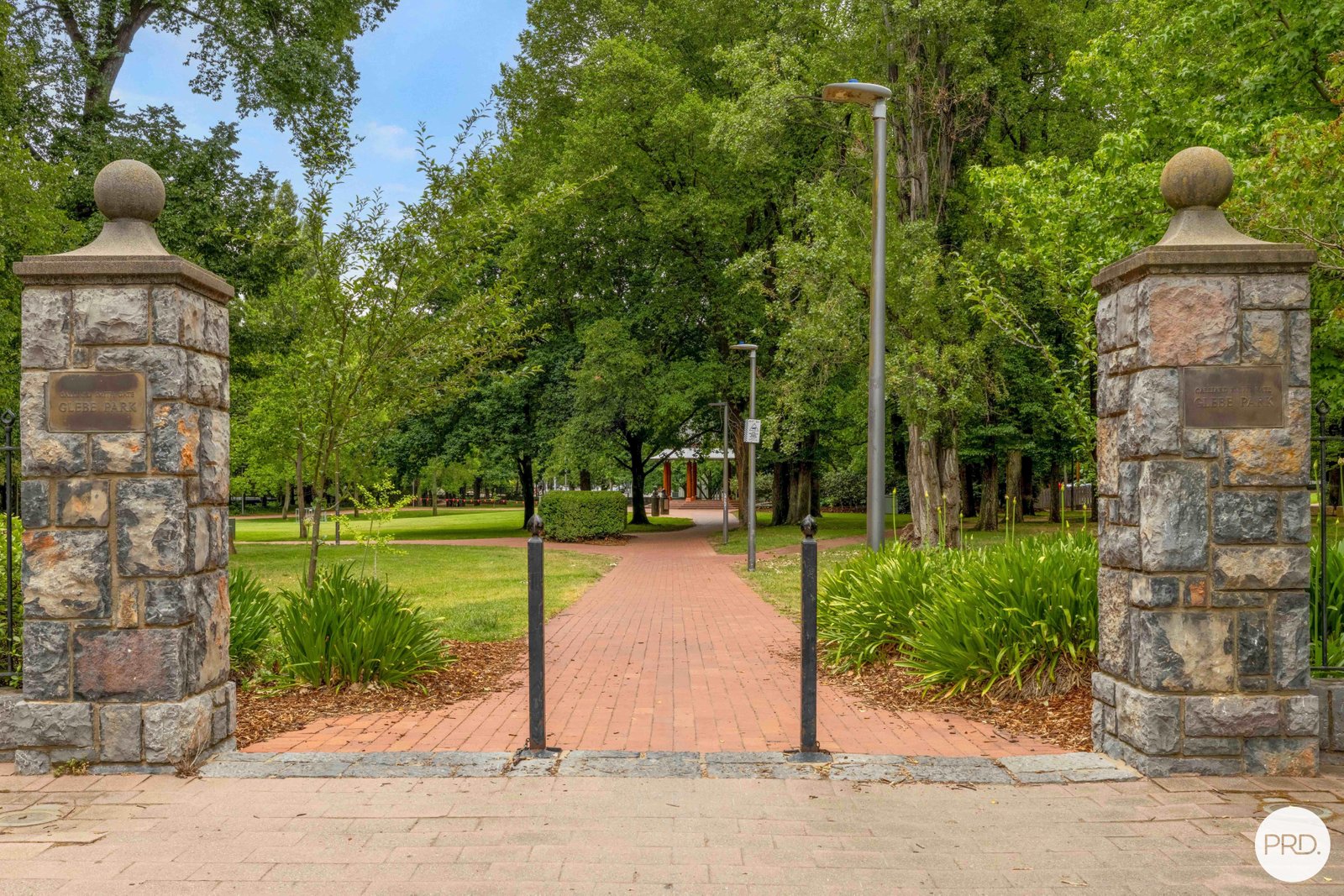 603/47 Currong Street BRADDON 18