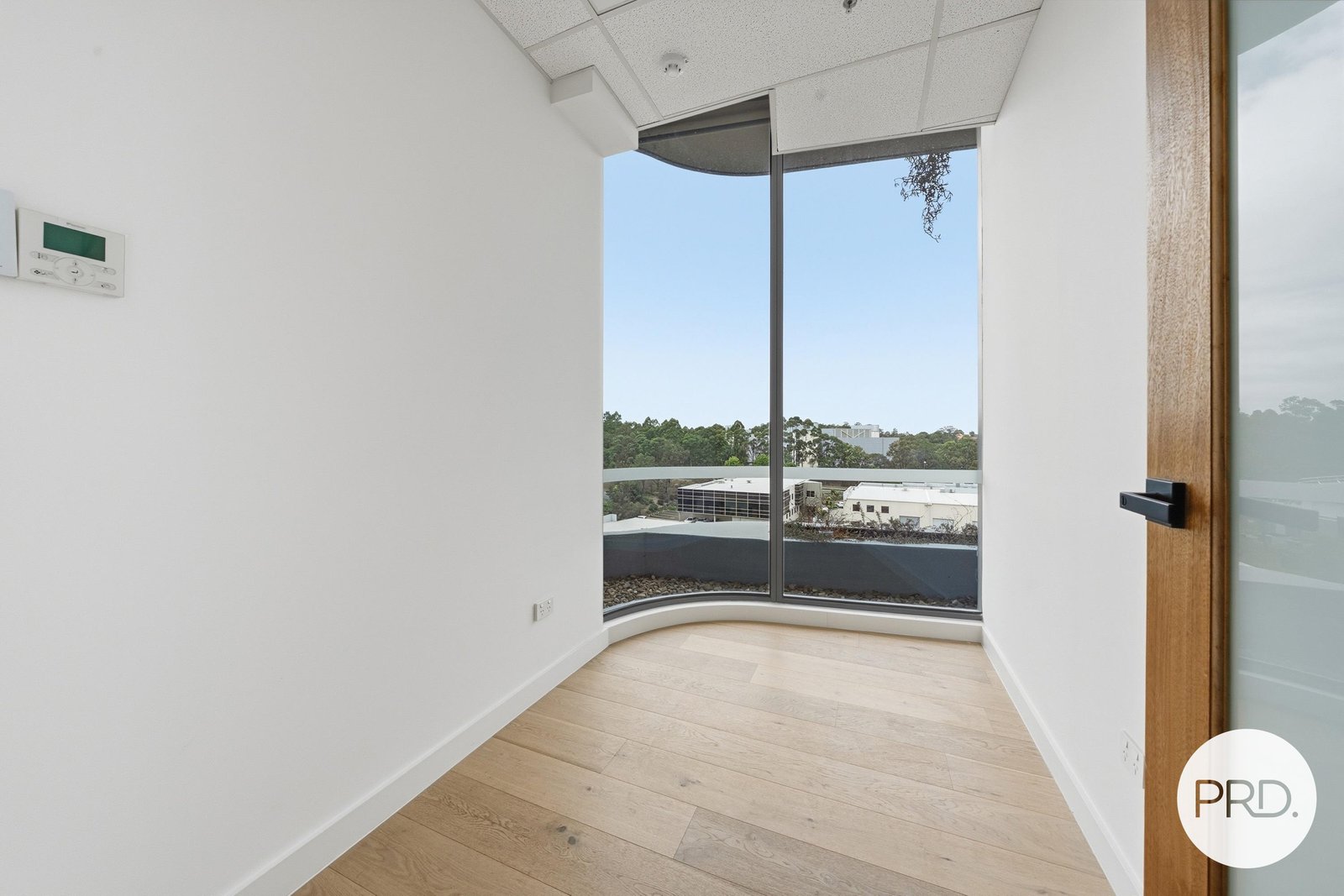 6.03/7 Maitland Place NORWEST 4