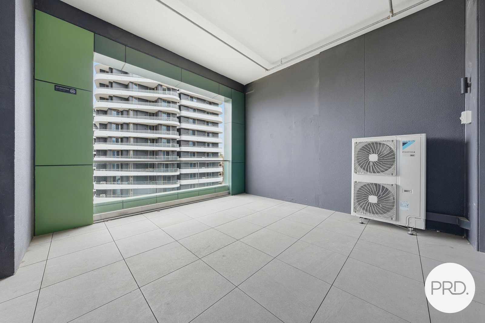 6.03/7 Maitland Place NORWEST 9