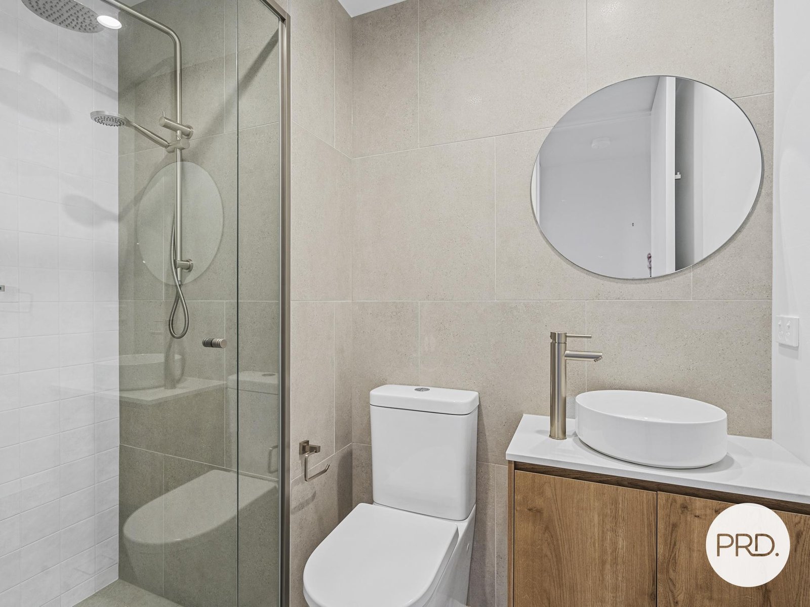 603/8 Churchill Street COOLANGATTA 12