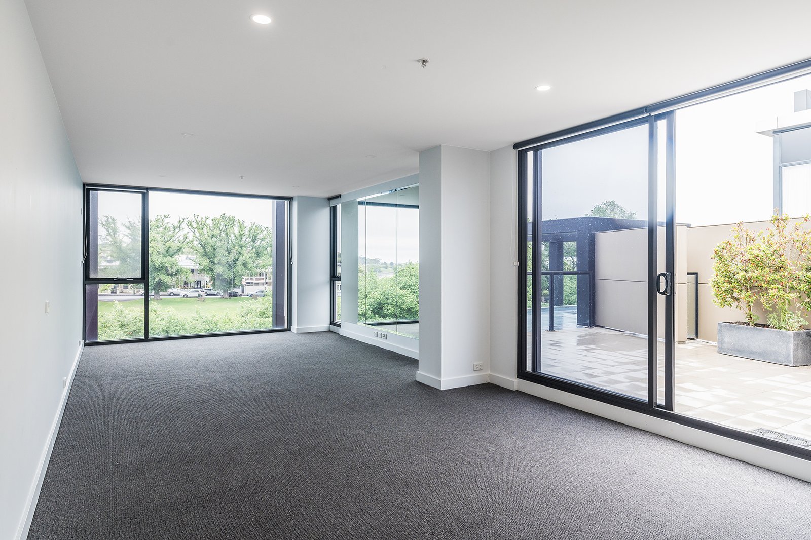 Gallery: 604/120 Brougham Street