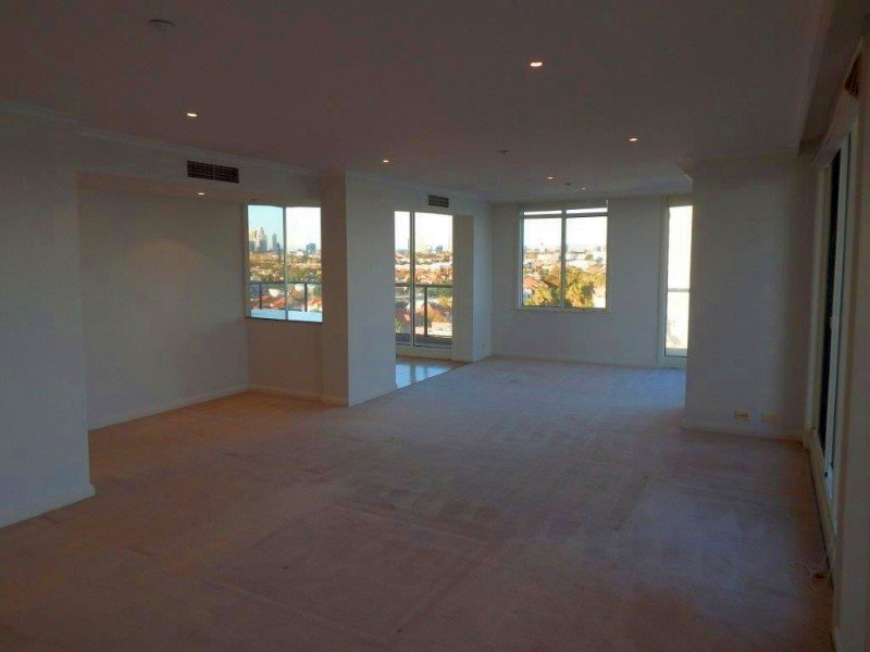 Gallery: 604/127 Beach Street