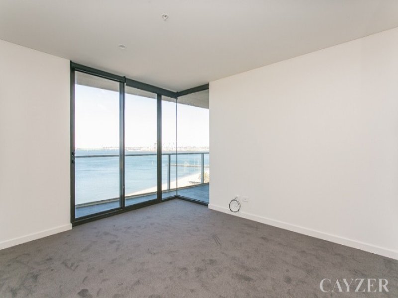Gallery: 604/155 Beach Street