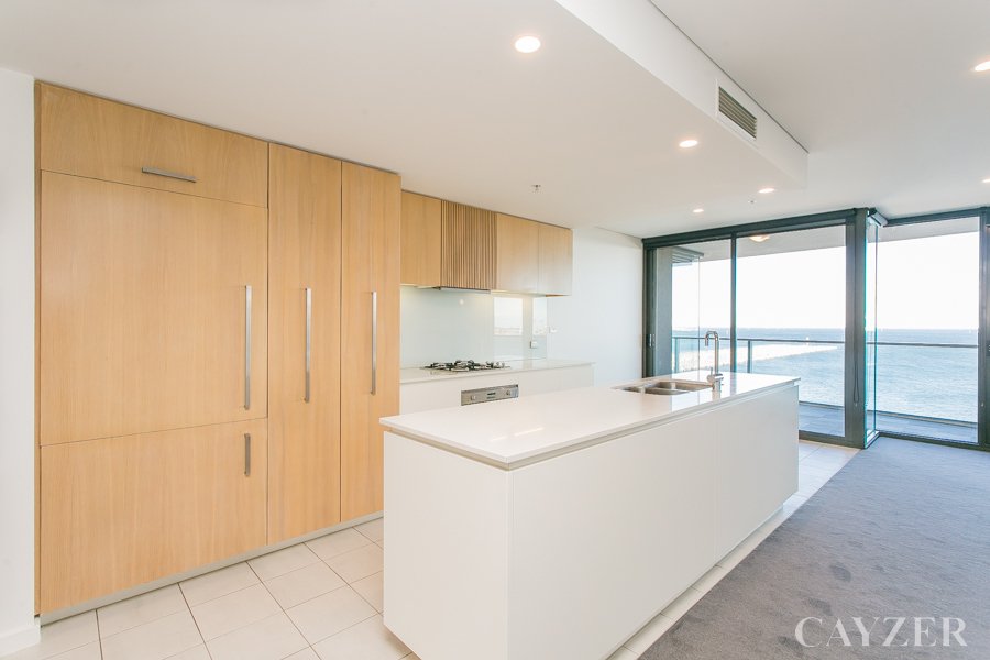 Gallery: 604/155 Beach Street