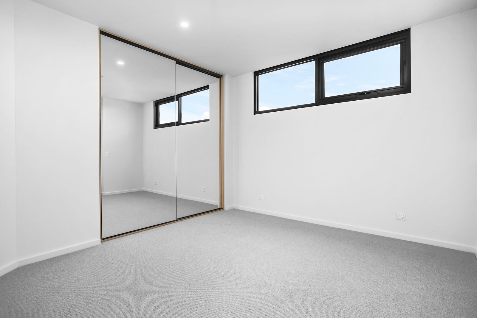 Real Estate and Property in 604/241 Glen Huntly Road, Elsternwick, VIC