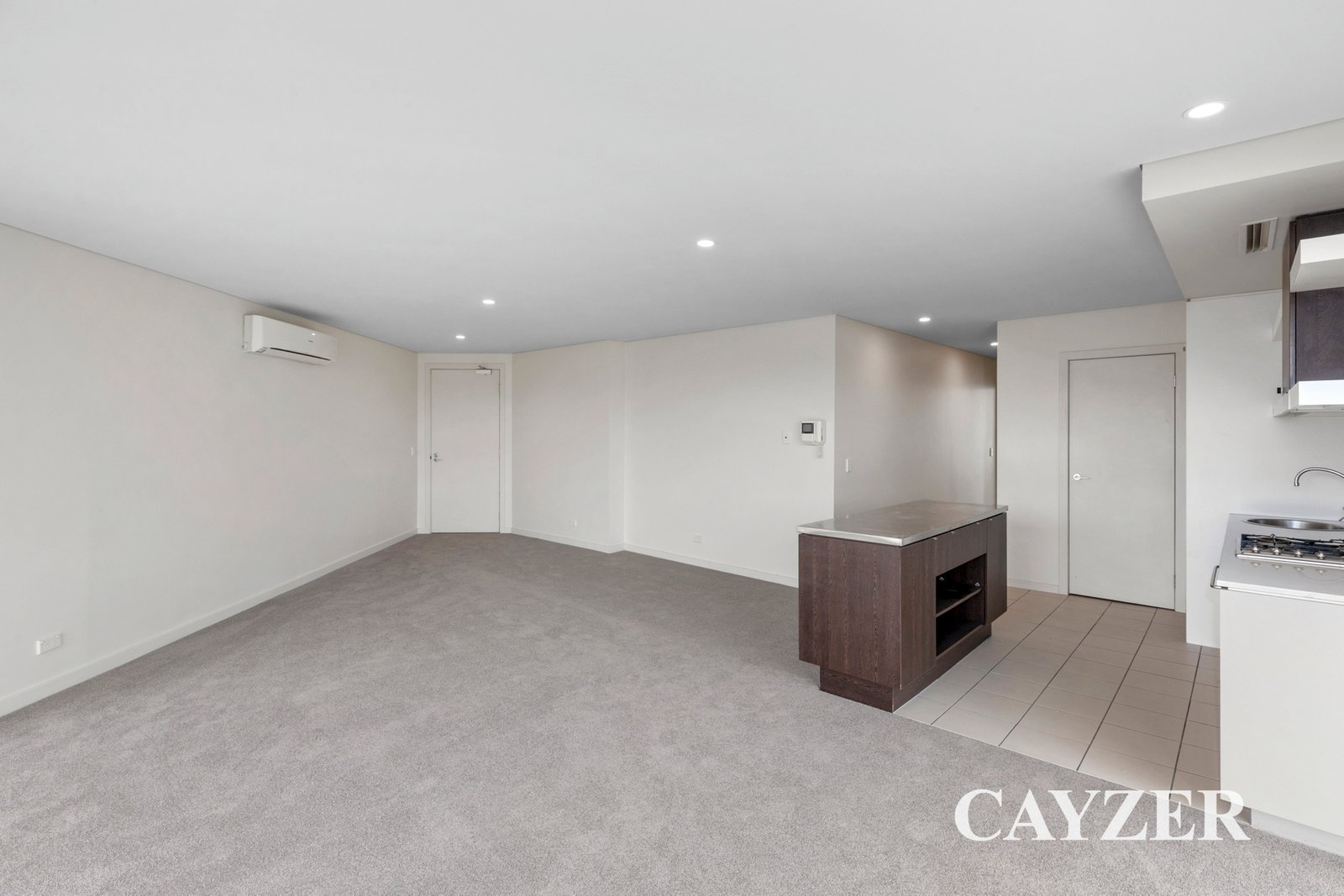 Gallery: 604/3 Chapel Mews