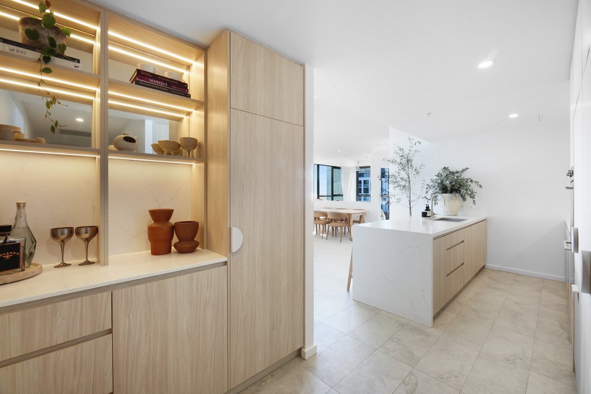 604/5 Nyrang Avenue Palm Beach 4