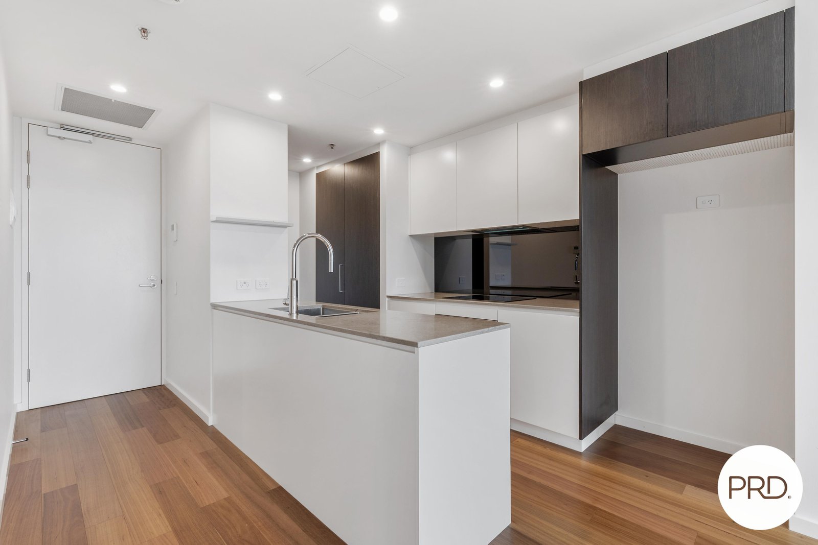 604/55 Currong Street BRADDON 5