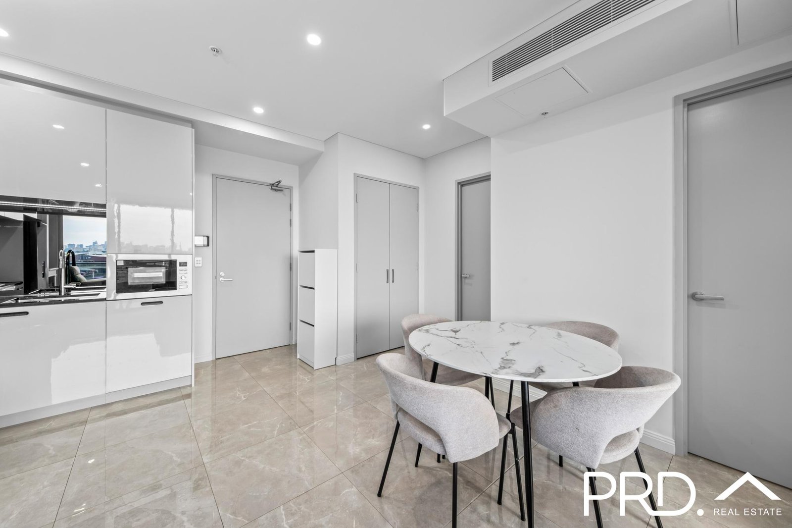 604/551-559 Gardeners Road MASCOT 4