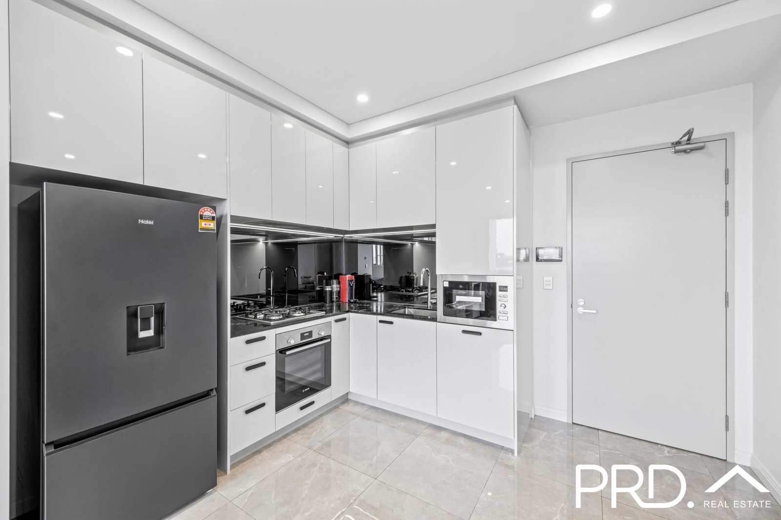 604/551-559 Gardeners Road MASCOT 6