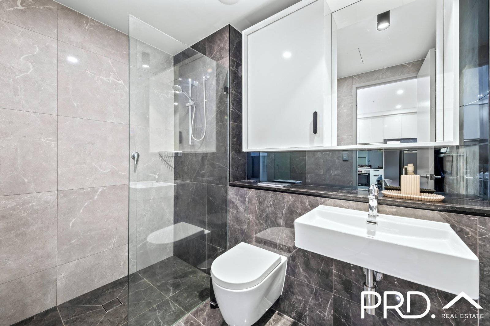 604/551-559 Gardeners Road MASCOT 8