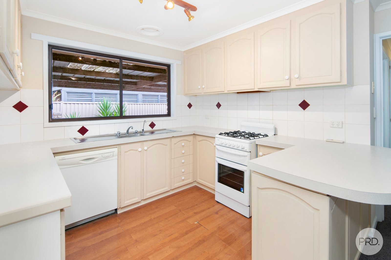 605 Rubicon Street SEBASTOPOL 3