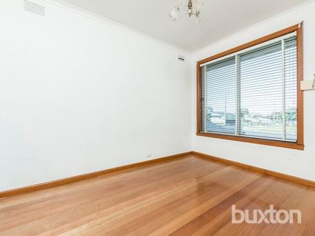 Gallery: 605 Thompson Road