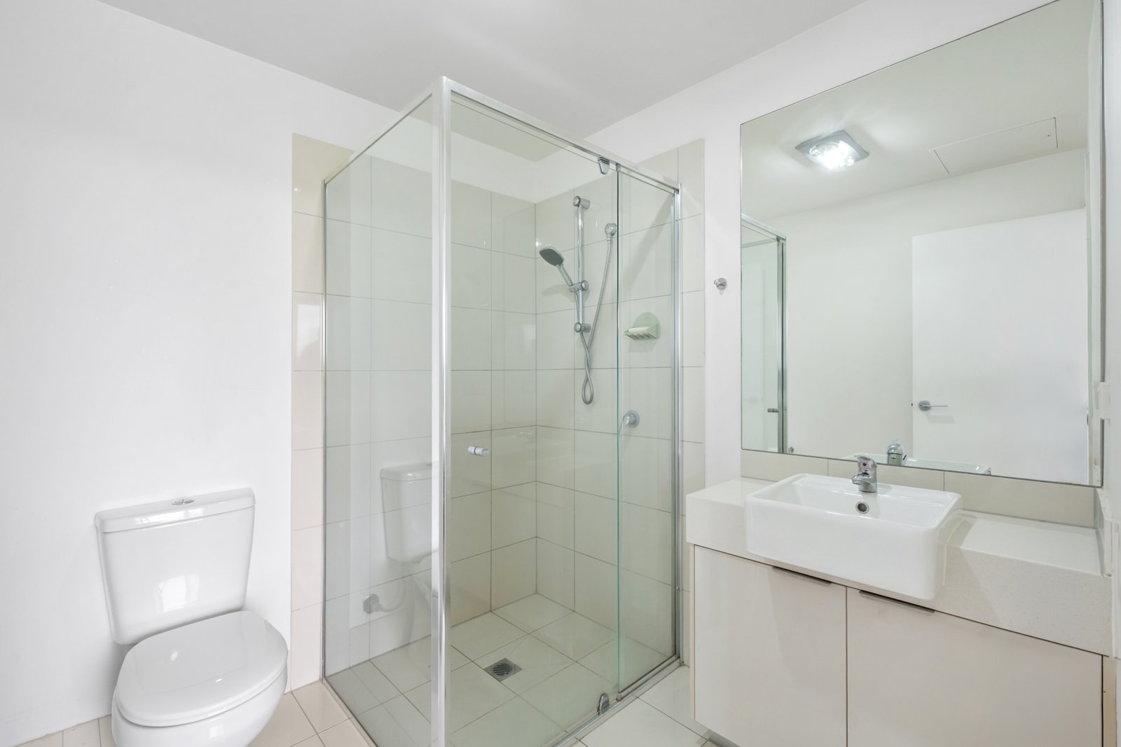 60/5074 Emerald Island Drive CARRARA 13