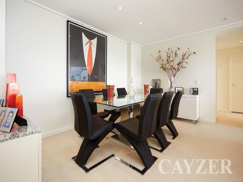 Gallery: 605/147 Beach Street