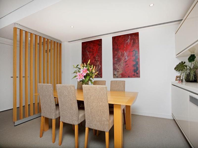 Gallery: 605/155 Beach Street