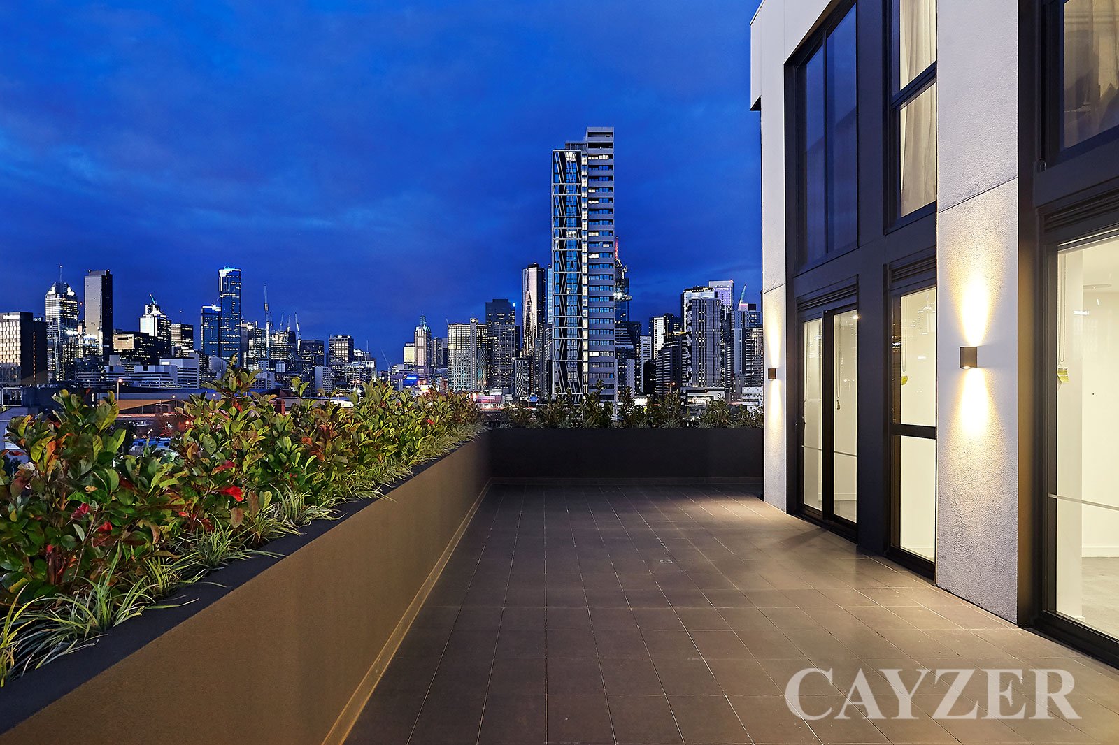 Gallery: 605/165-167 Gladstone Street