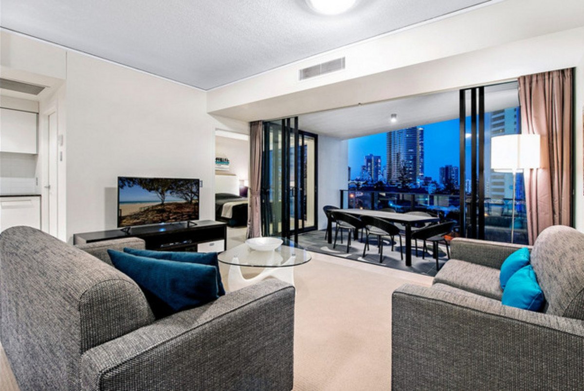 605/22 Surf Parade Broadbeach 1