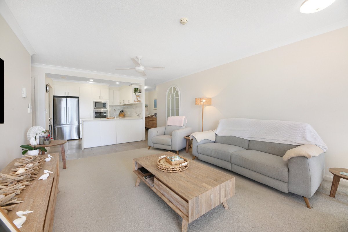 605/220 The Esplanade Burleigh Heads 9