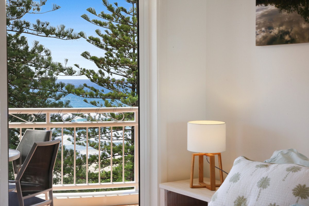 605/220 The Esplanade Burleigh Heads 12