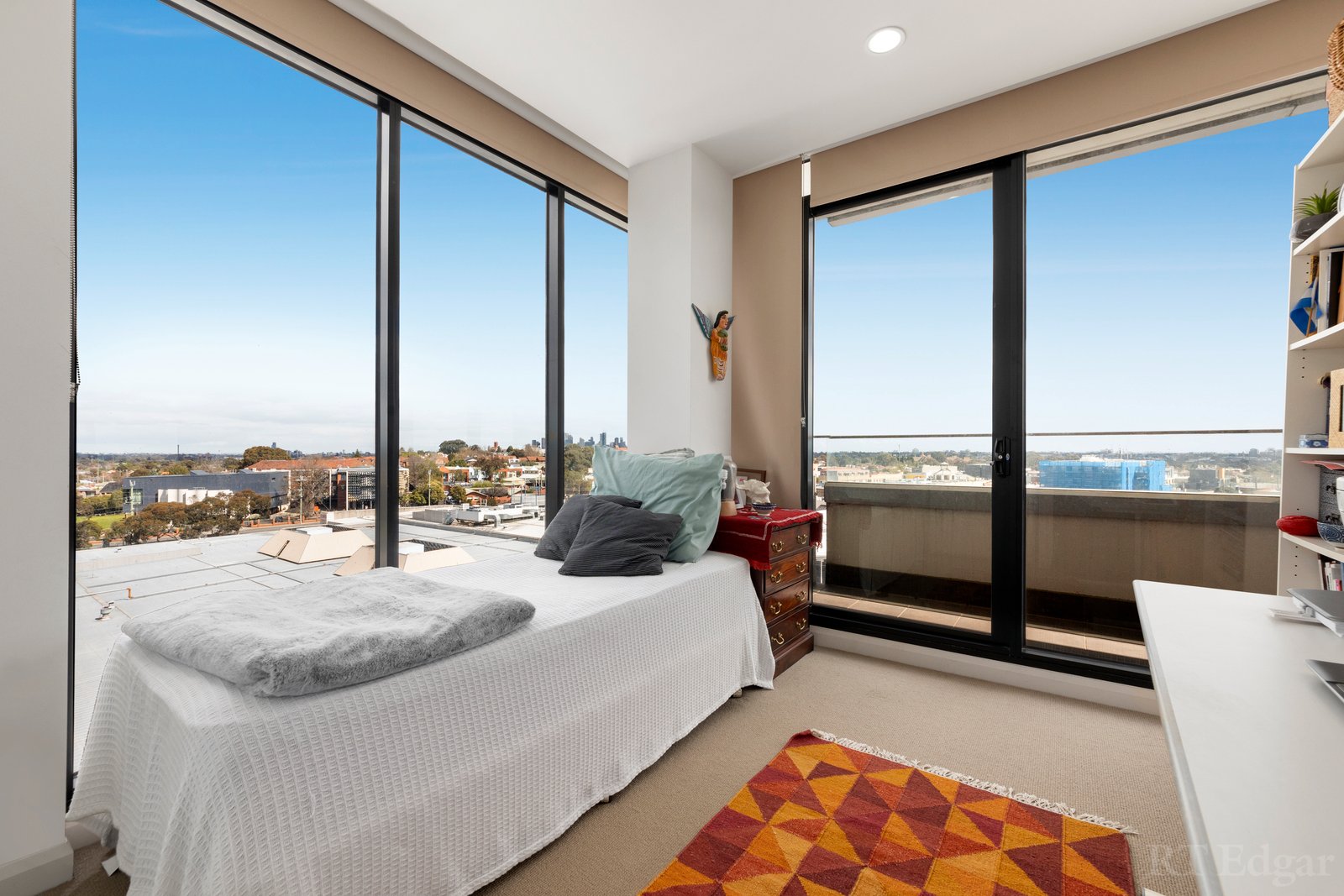 Real Estate and Property in 605/8 Breavington Way, Northcote, VIC