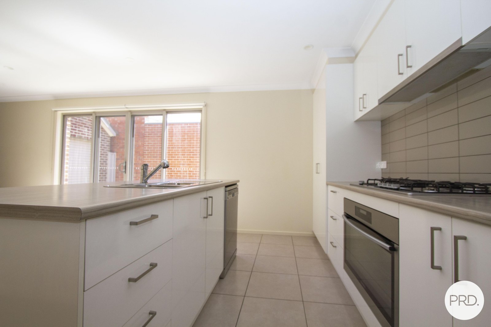 606 Doveton Street North SOLDIERS HILL 4