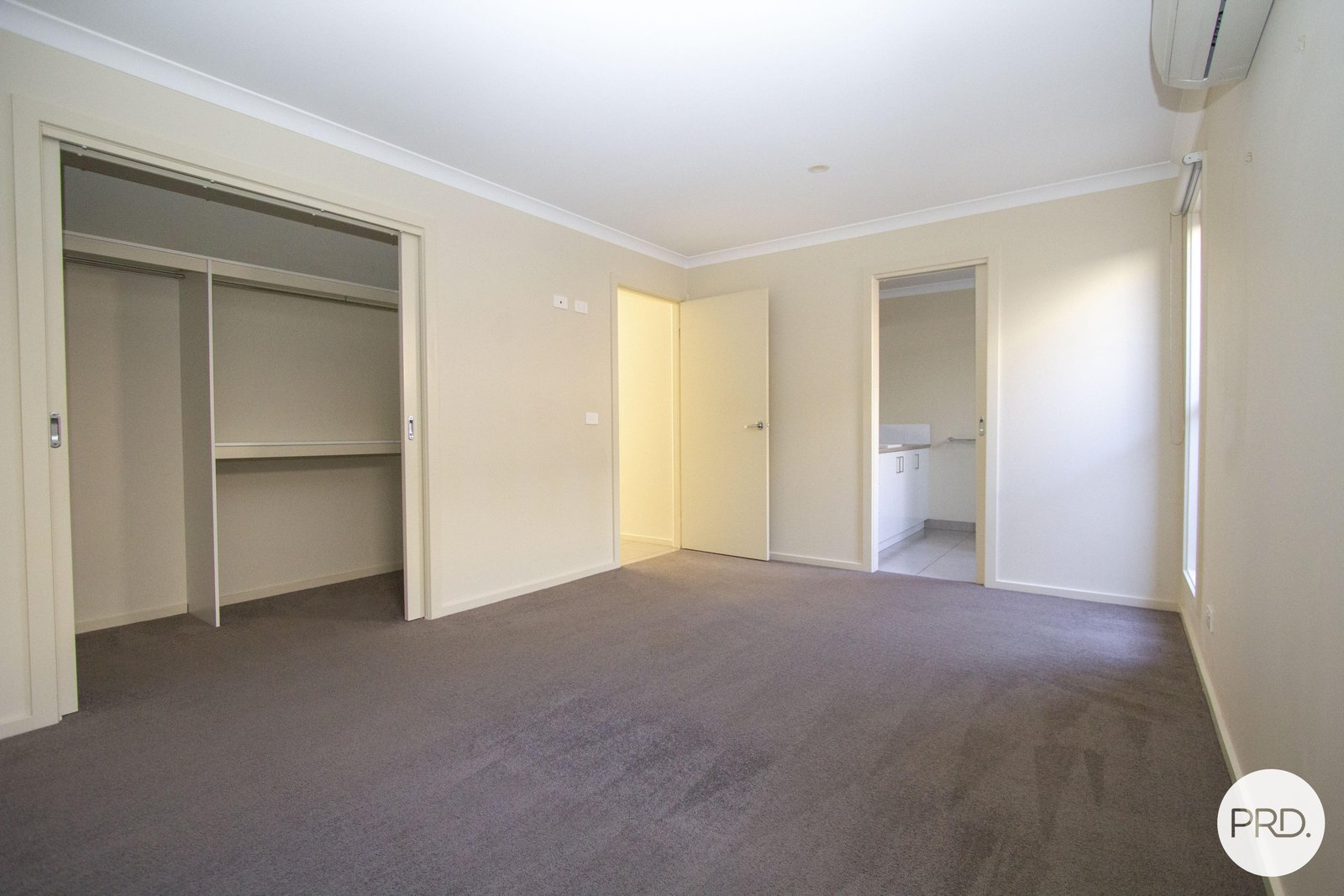 606 Doveton Street North SOLDIERS HILL 11