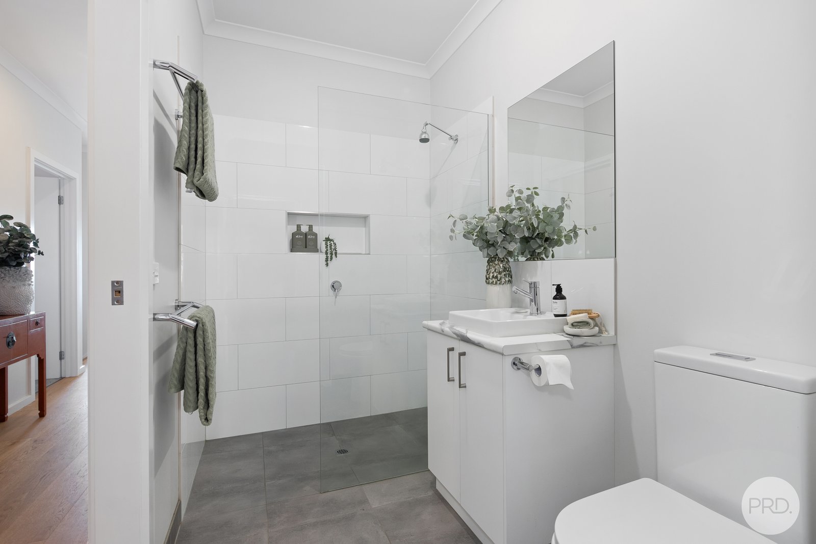 606 Laurie Street GOLDEN POINT 4