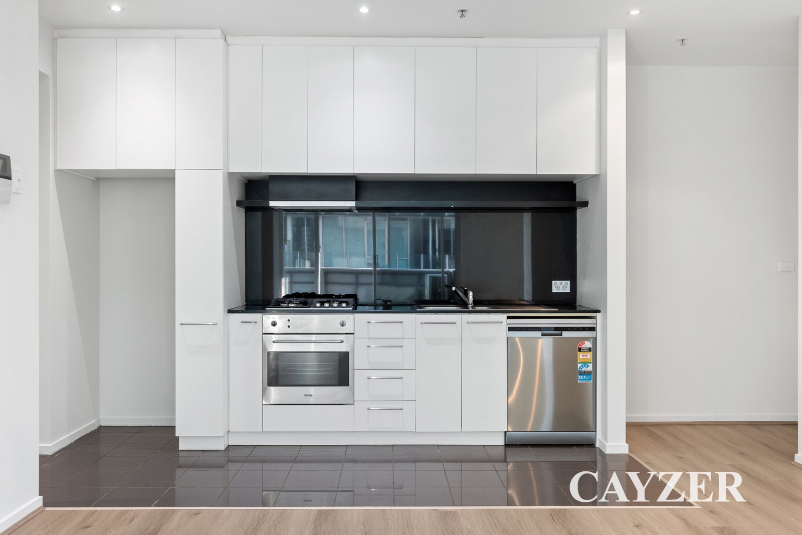 Gallery: 606/25-33 Wills Street