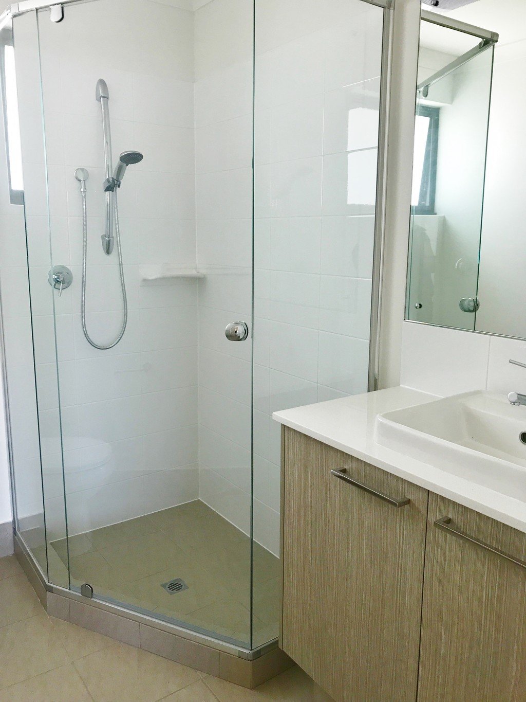 60/7 Durnin Ave  BEELIAR 9