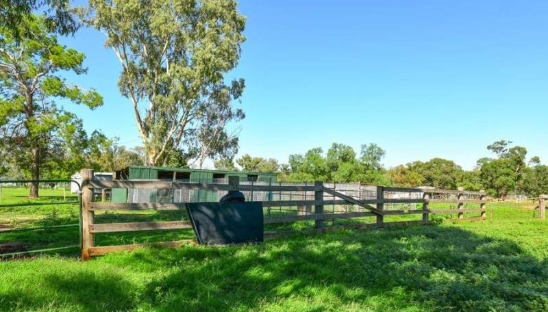 607 Moore creek Rd  TAMWORTH 8