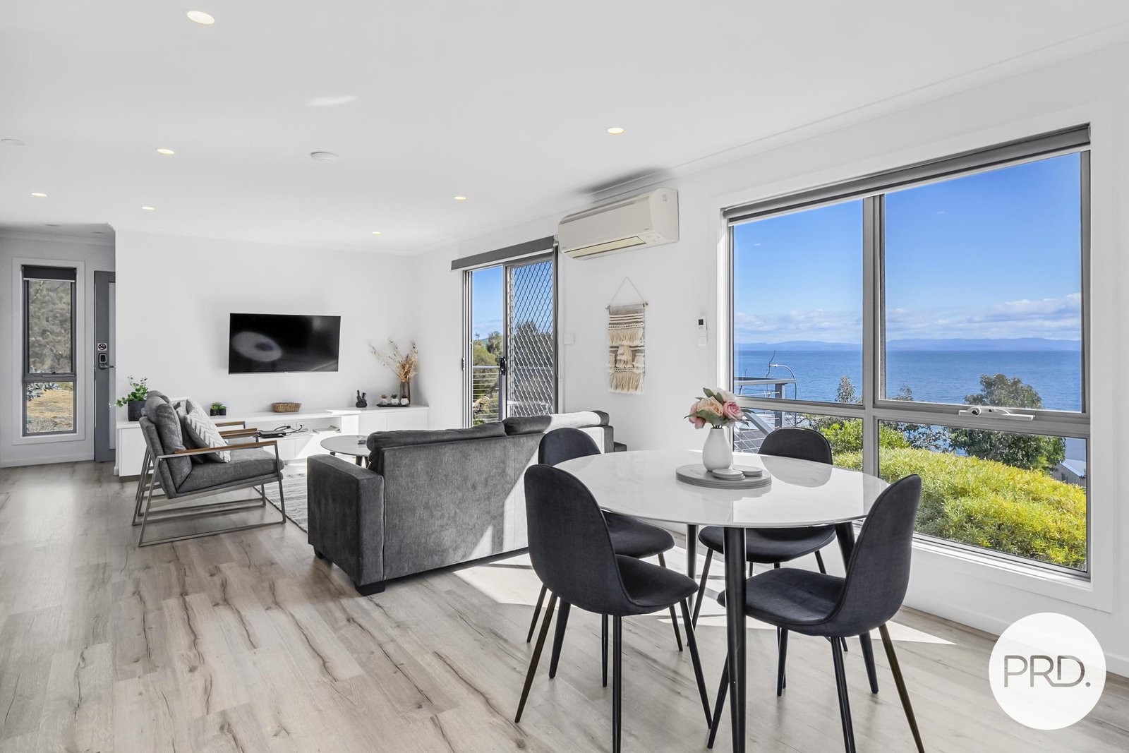 607 White Beach Road WHITE BEACH 7