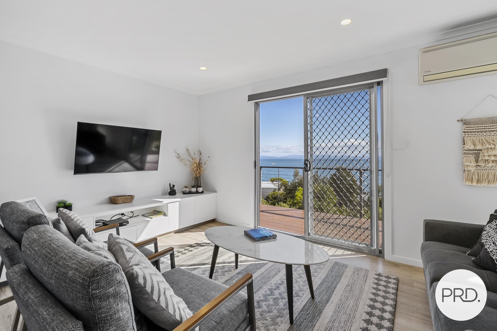 607 White Beach Road WHITE BEACH 8