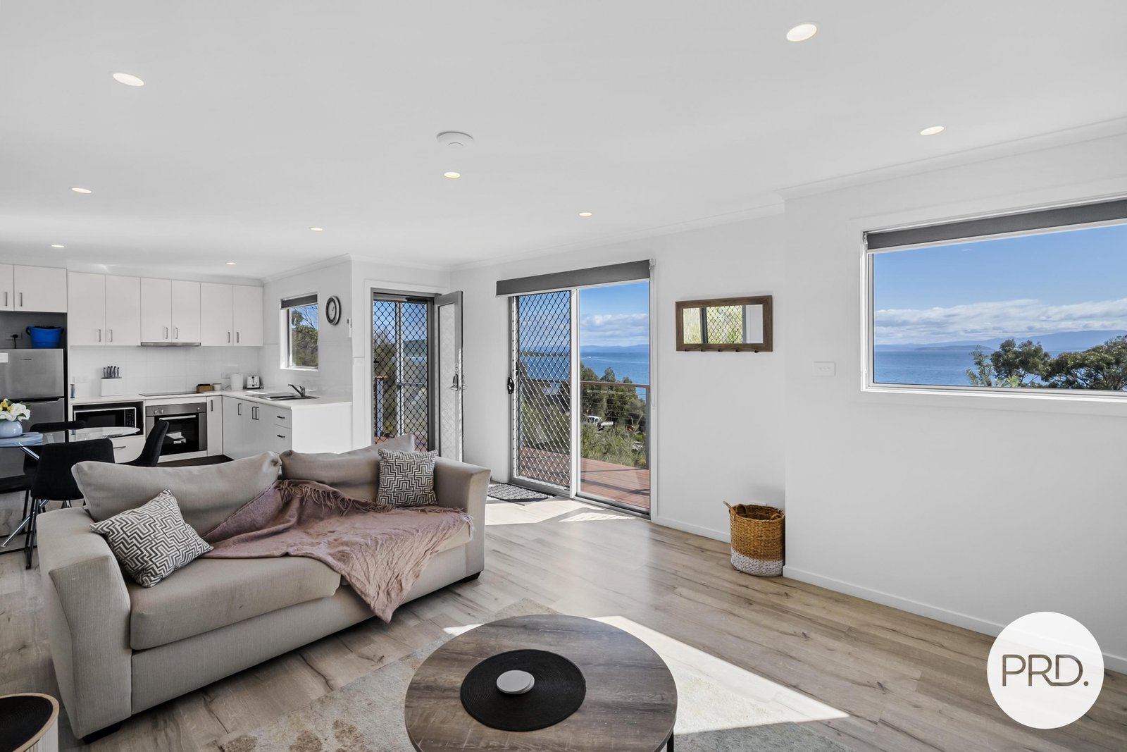 607 White Beach Road WHITE BEACH 19