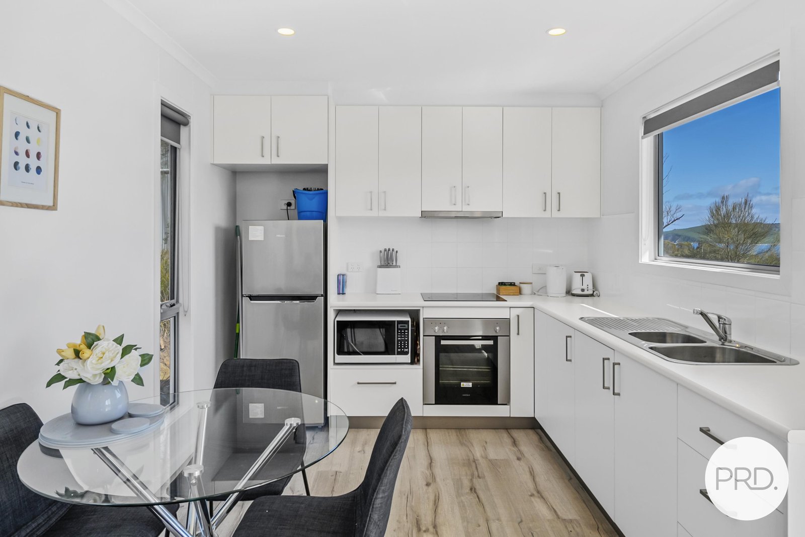 607 White Beach Road WHITE BEACH 21