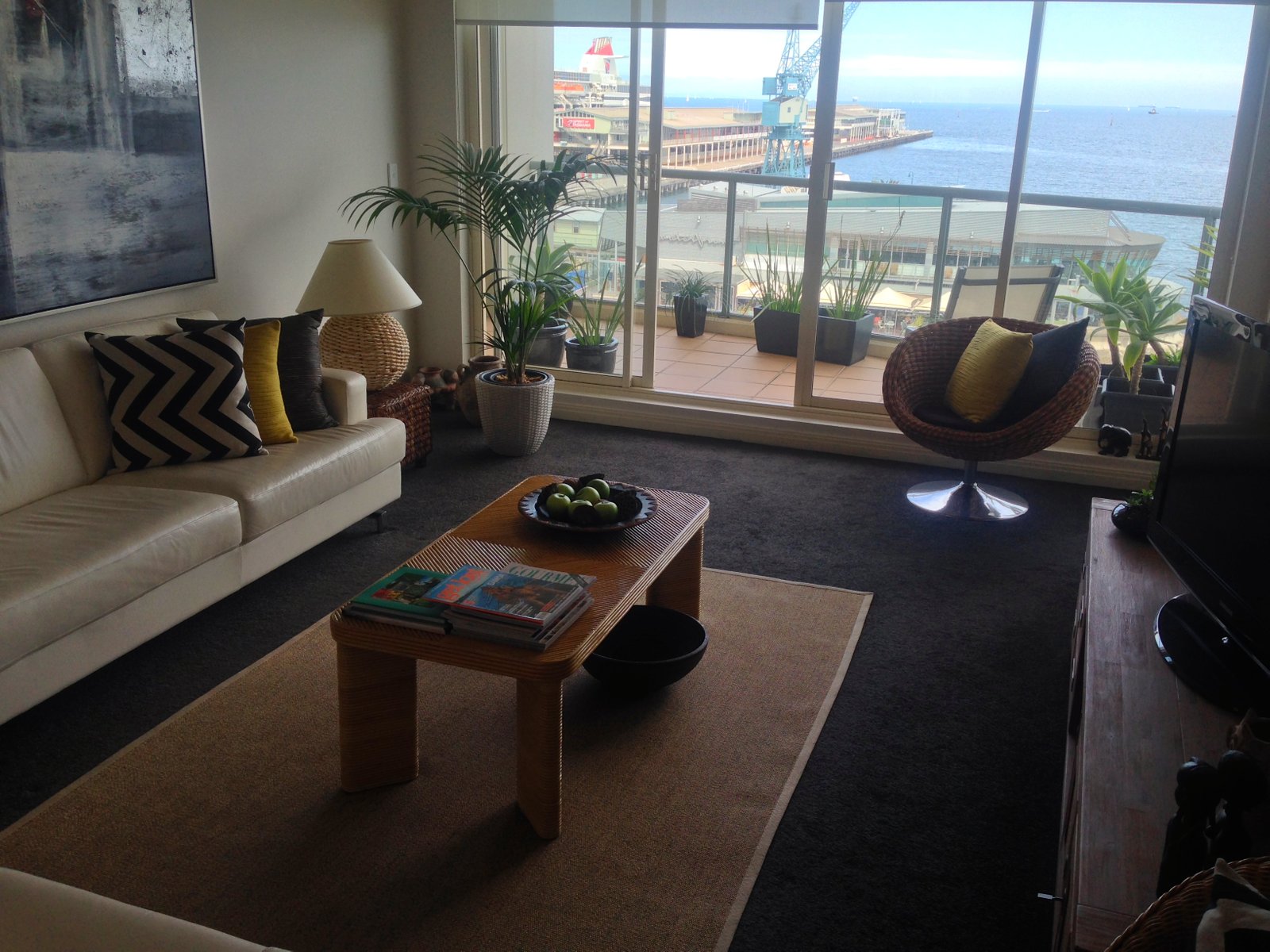 Gallery: 607/107 Beach Street