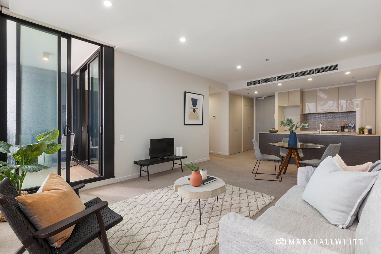 607/70 Queens Road, Melbourne, VIC
