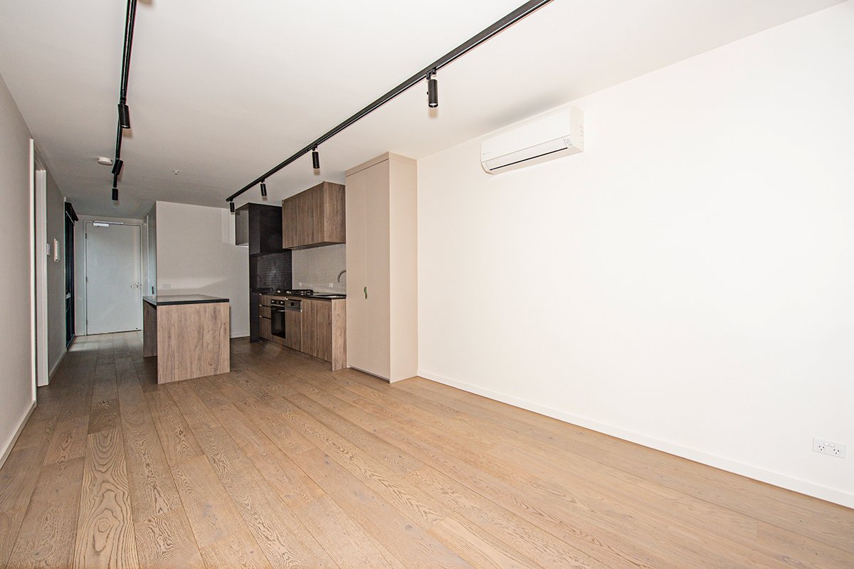 Gallery: 607/75 Wellington Street
