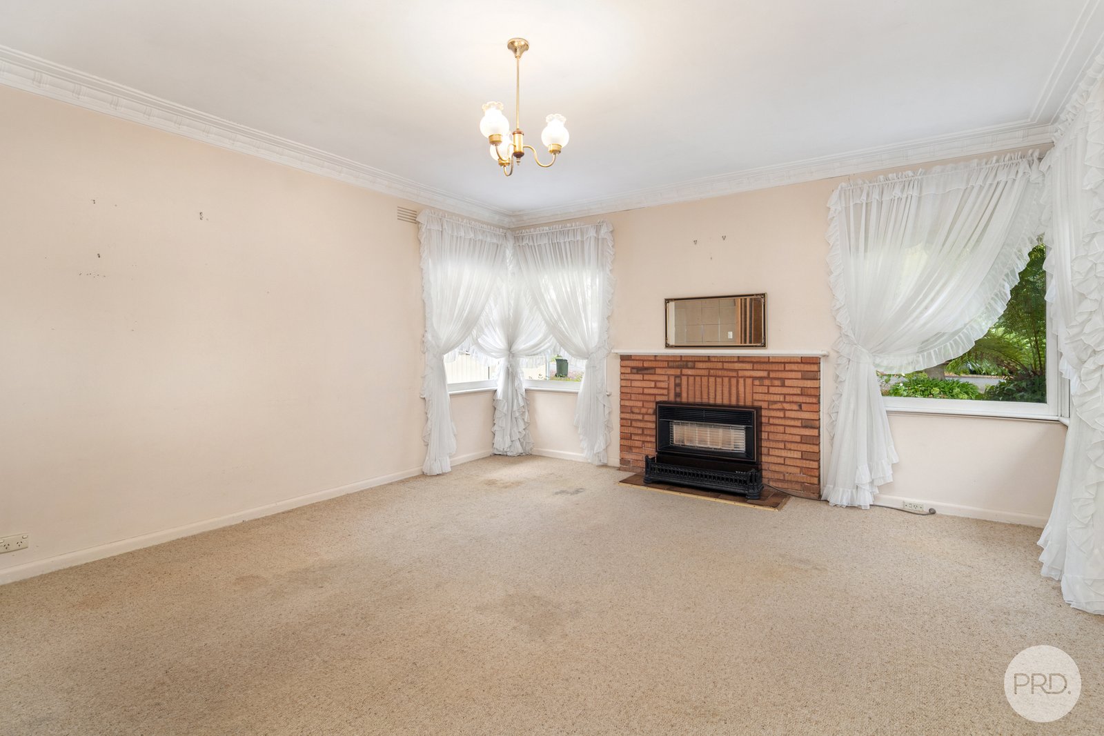 608 Ascot Street South REDAN 5