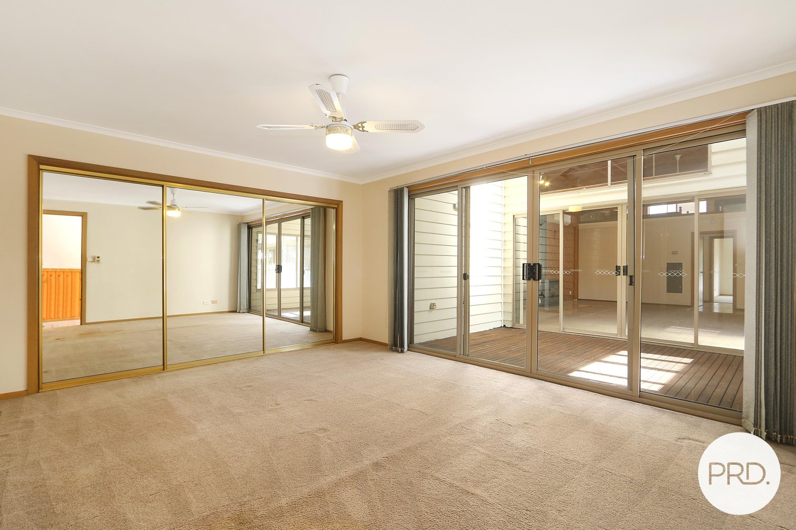 608 Webb Street SPRINGDALE HEIGHTS 9