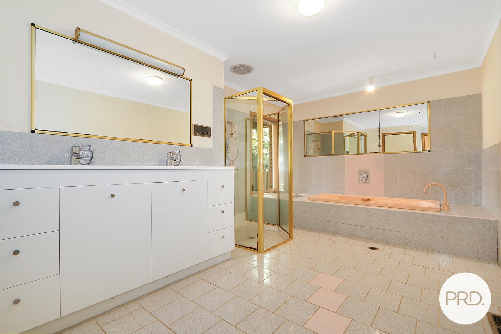 608 Webb Street SPRINGDALE HEIGHTS 13