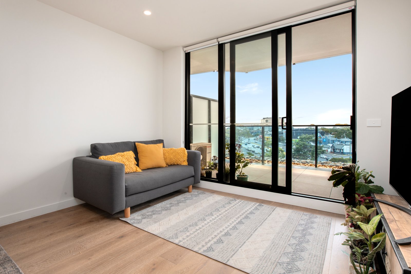 Gallery: 608/1228 Nepean Highway