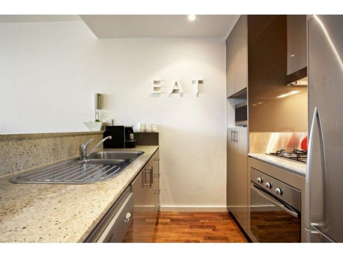 Gallery: 608/57 Bay Street