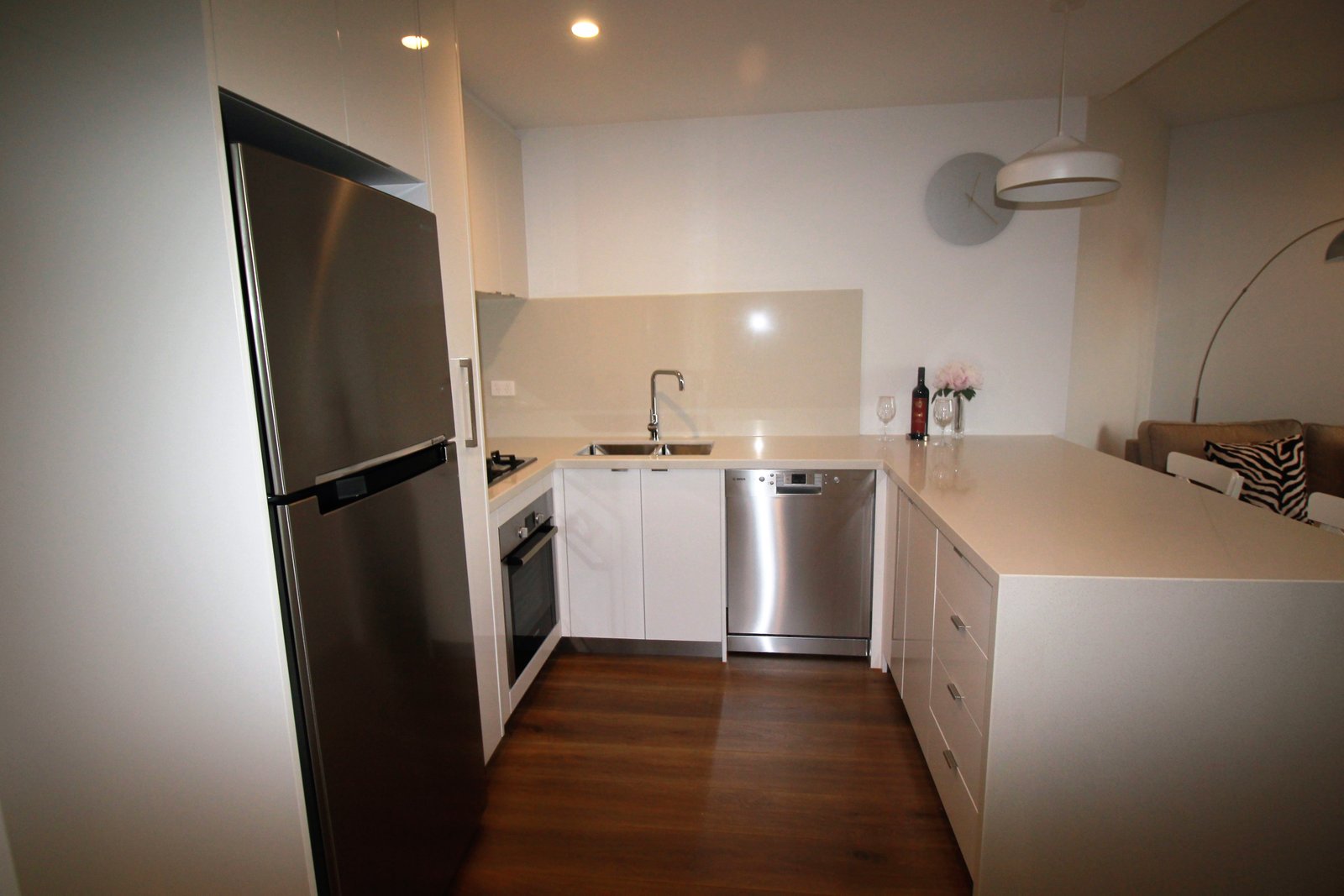 Gallery: 608/70 Batesford Road