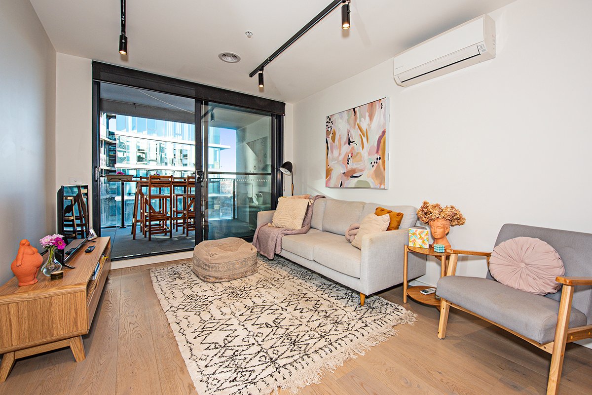 Gallery: 608/75 Wellington Street